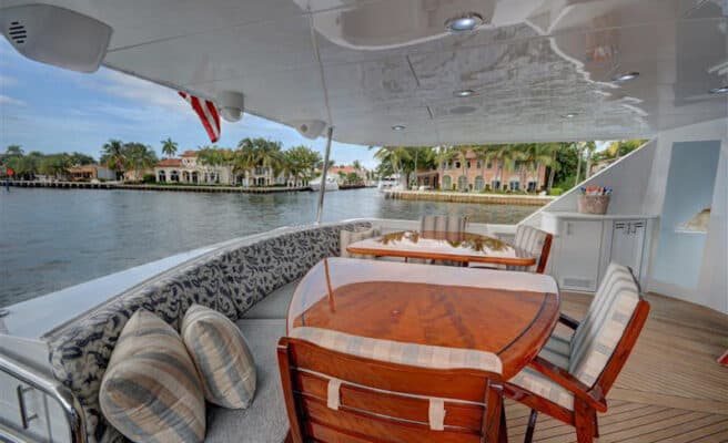 private yacht charters in florida